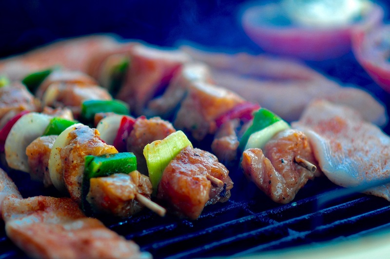 Healthy Family Dinner Ideas with Chicken Skewers on a Grill